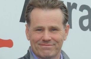 Hawk Football Artist tweet media