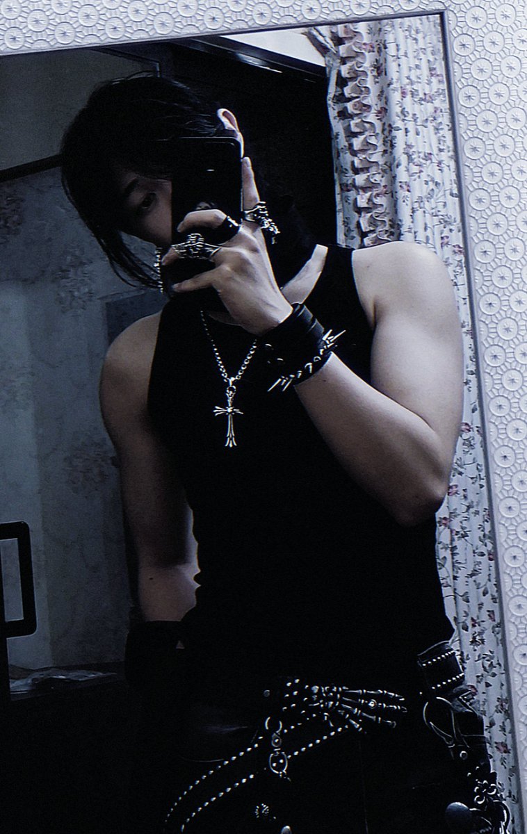 ✞.᛭SlayS🕸️..✞ tweet media