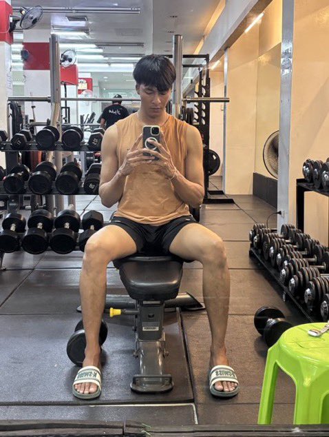 นัน tweet media