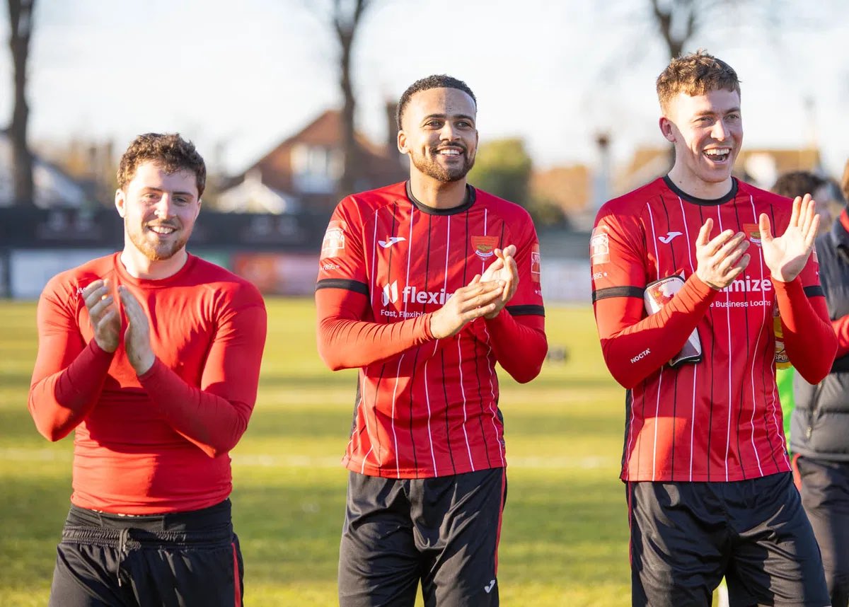 The photos from yesterday’s <a href="/IsthmianLeague/">The Pitching In Isthmian League</a> home win against <a href="/TheMotormen/">Redbridge Football Club</a> are now in our match centre 

felixstowefootball.co.uk/03/22/gallery-…