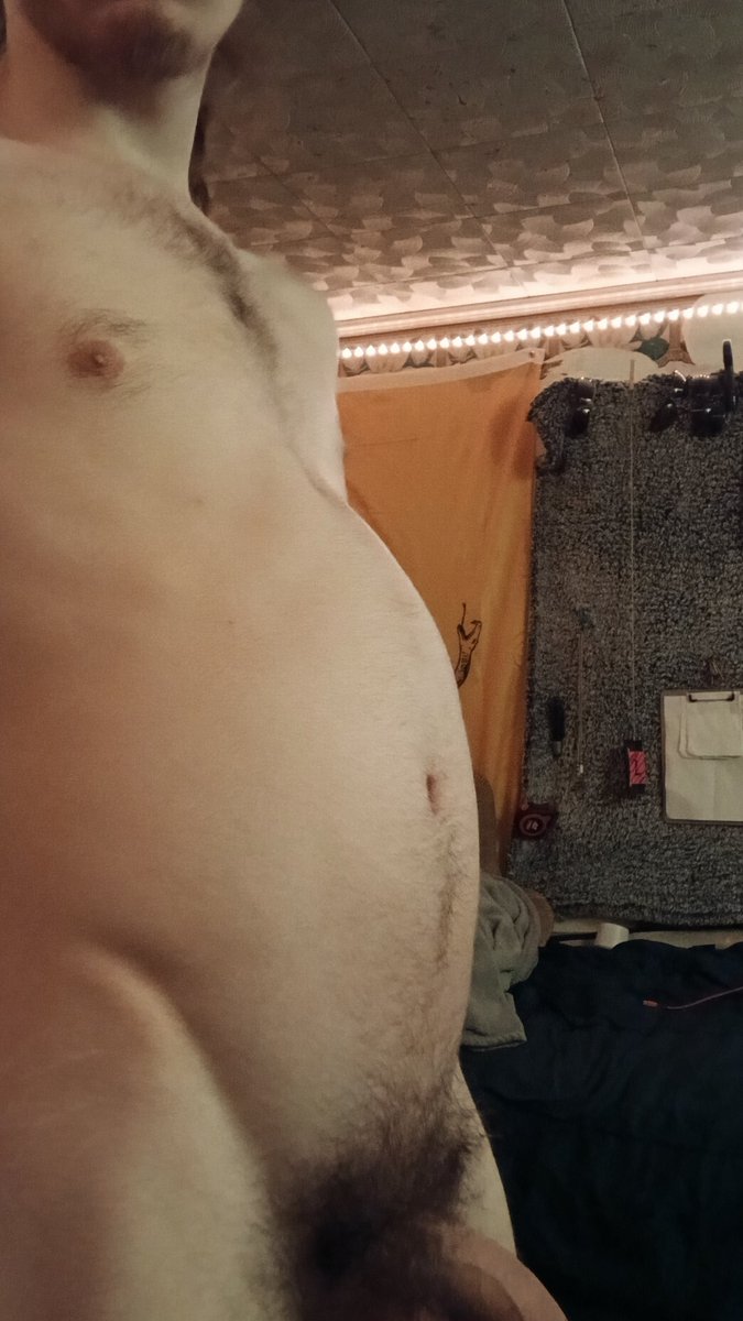 The Stretchy Benjamin tweet media