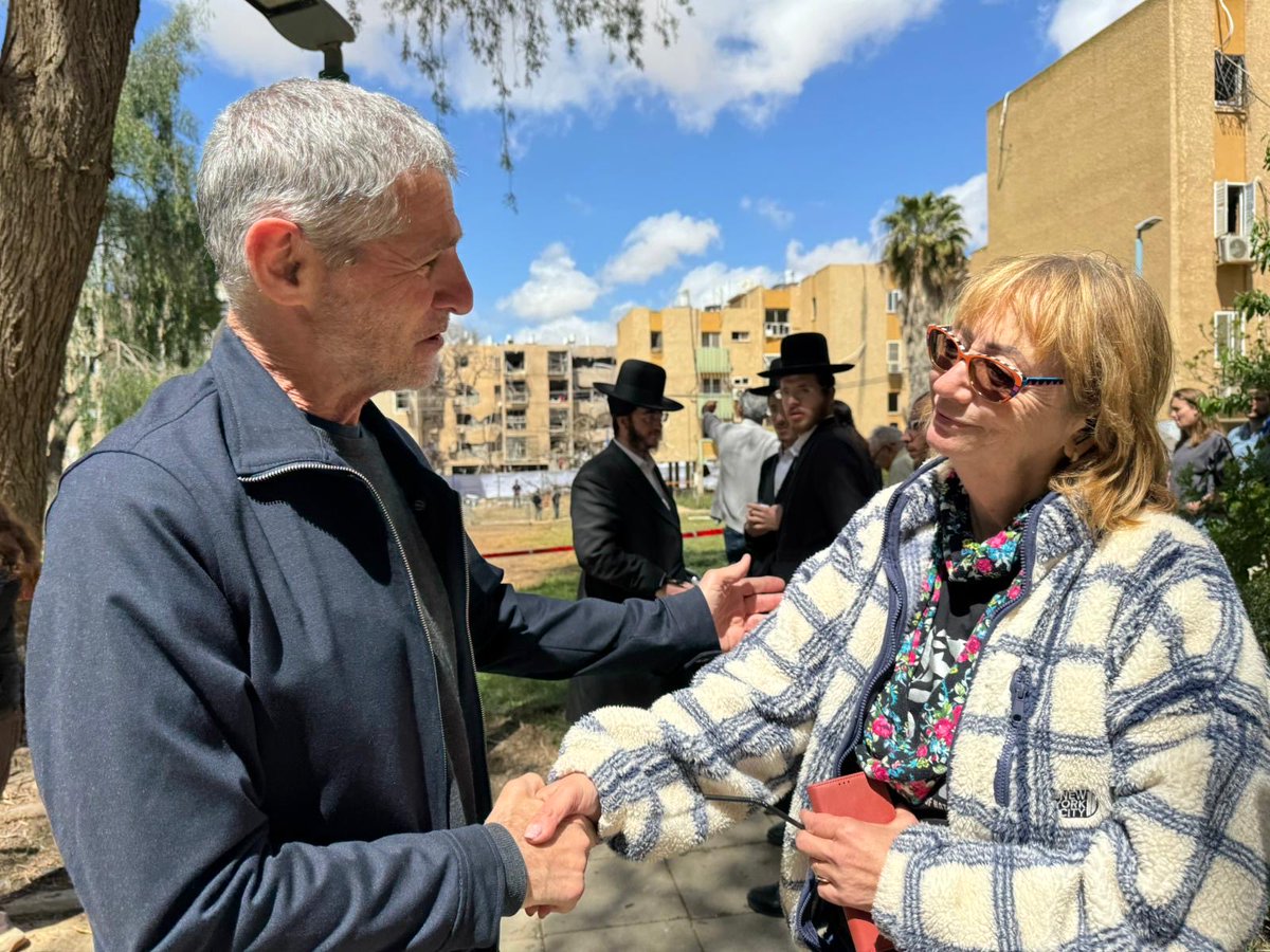 דוד מנור tweet media