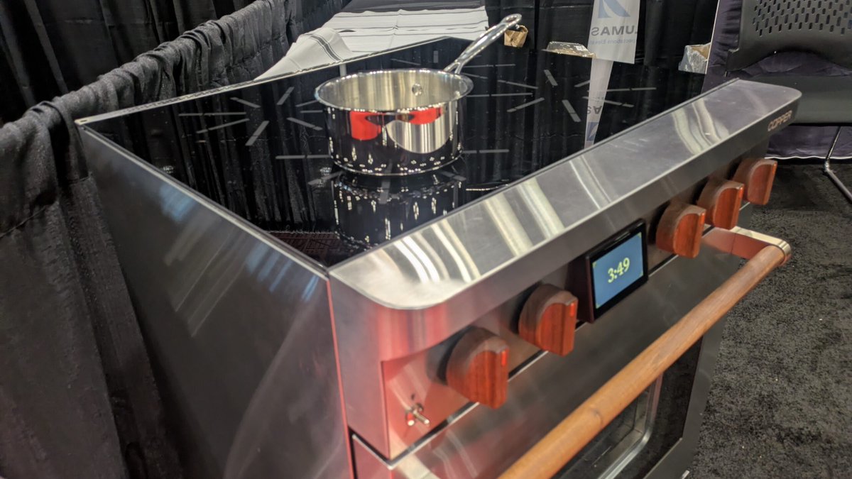 Tom DeRosa tweet media