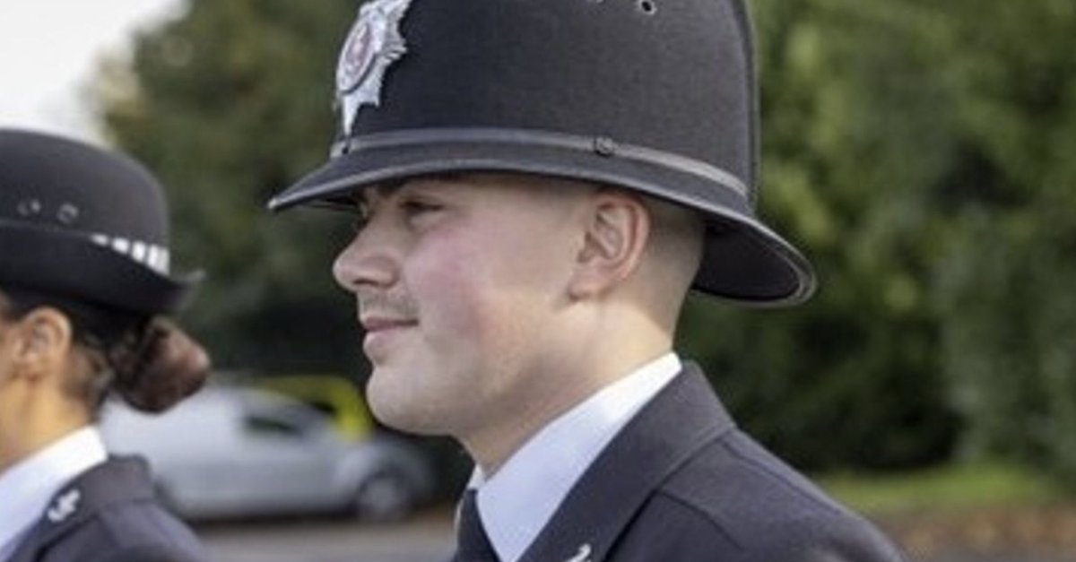 Mirror Breaking News tweet media