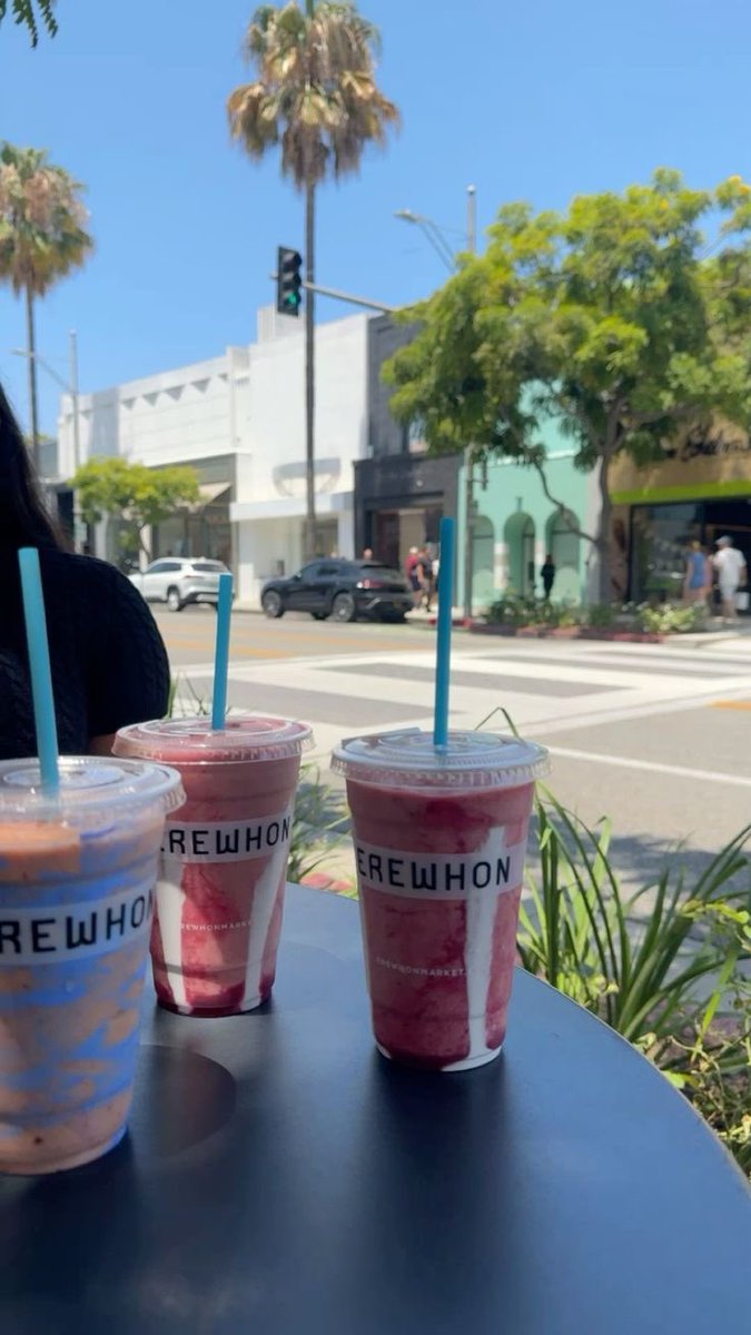 𝒞𝓁𝒶𝓈𝓈𝓎 tweet media