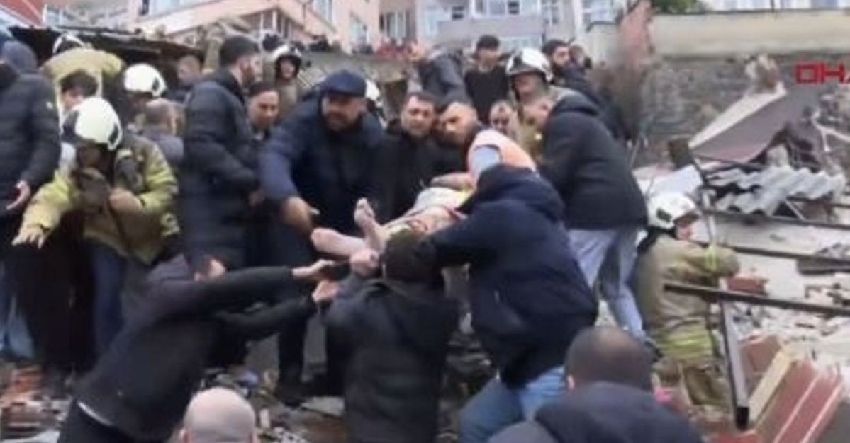 Mirror Breaking News tweet media