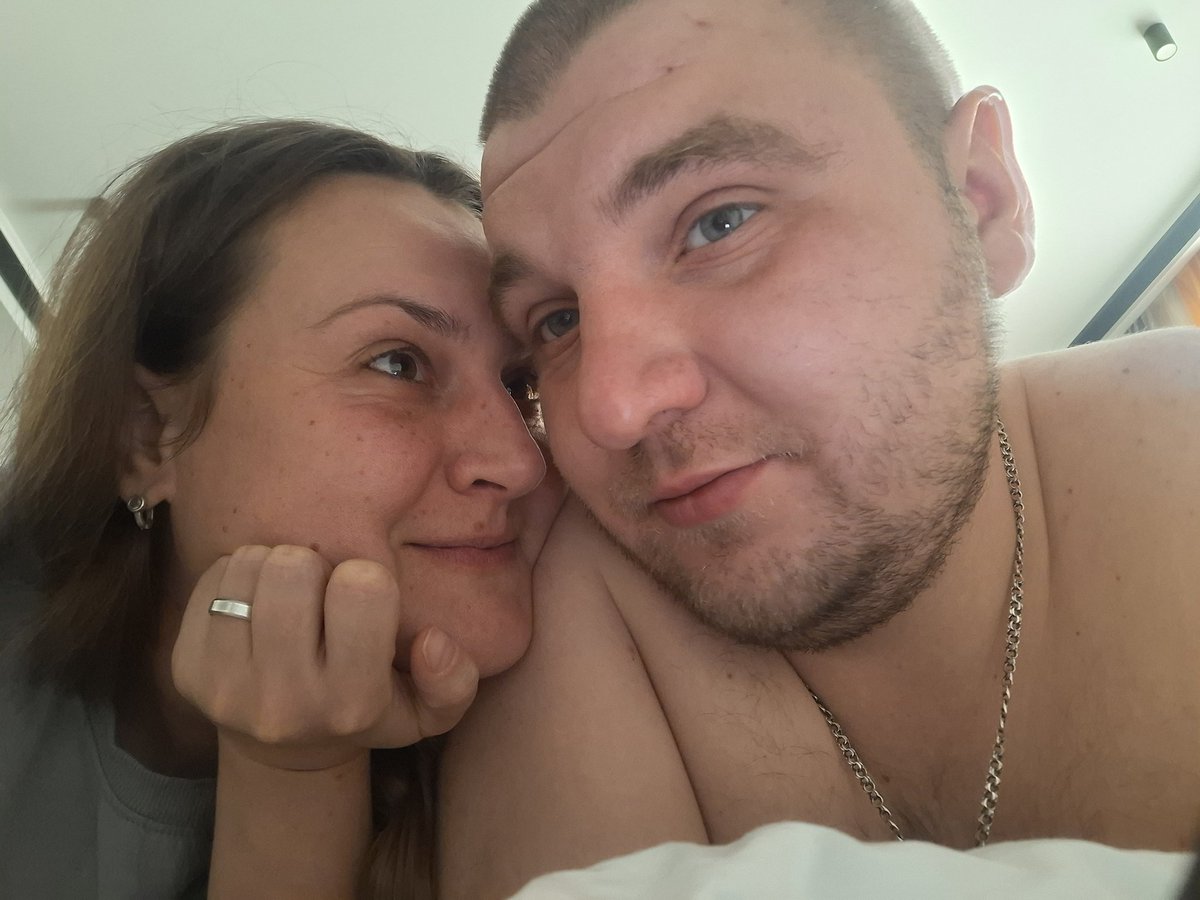 Та, що танцює з вітром tweet media