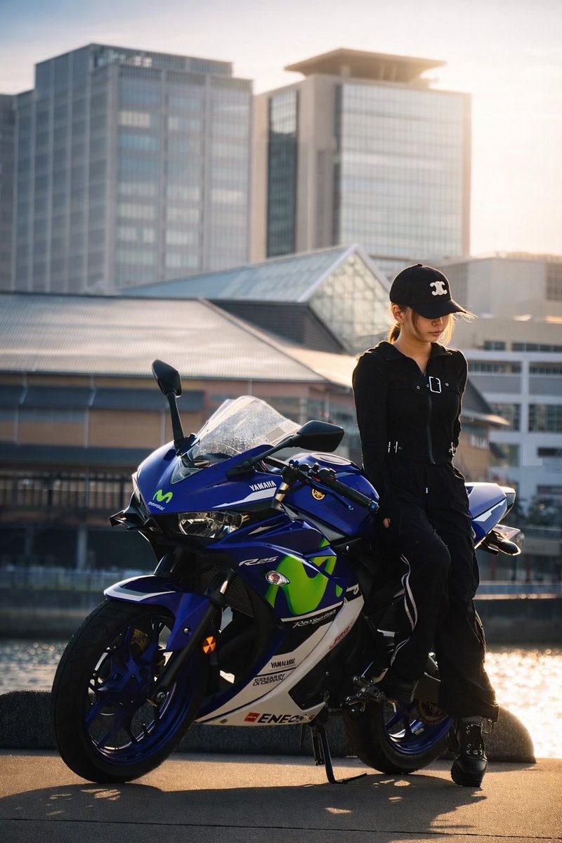 lvvl471's tweet photo. 3/21 YZF-R25 Movistar Yamaha MotoGP Edition
納車しました💙
400台限定モデルで珍しいカラーなので見かけたら声掛けてくださーい!!
これから沢山走ります!!🏍🫶
⁡
 #yzfr25  #神戸  #movister  #バイク好きと繋がりたい #バイク女子 #納車 https://t.co/5yMuur5s4J