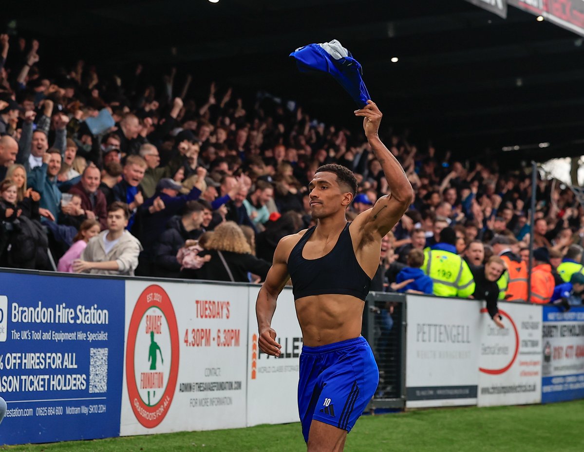 Macclesfield FC (C) tweet media