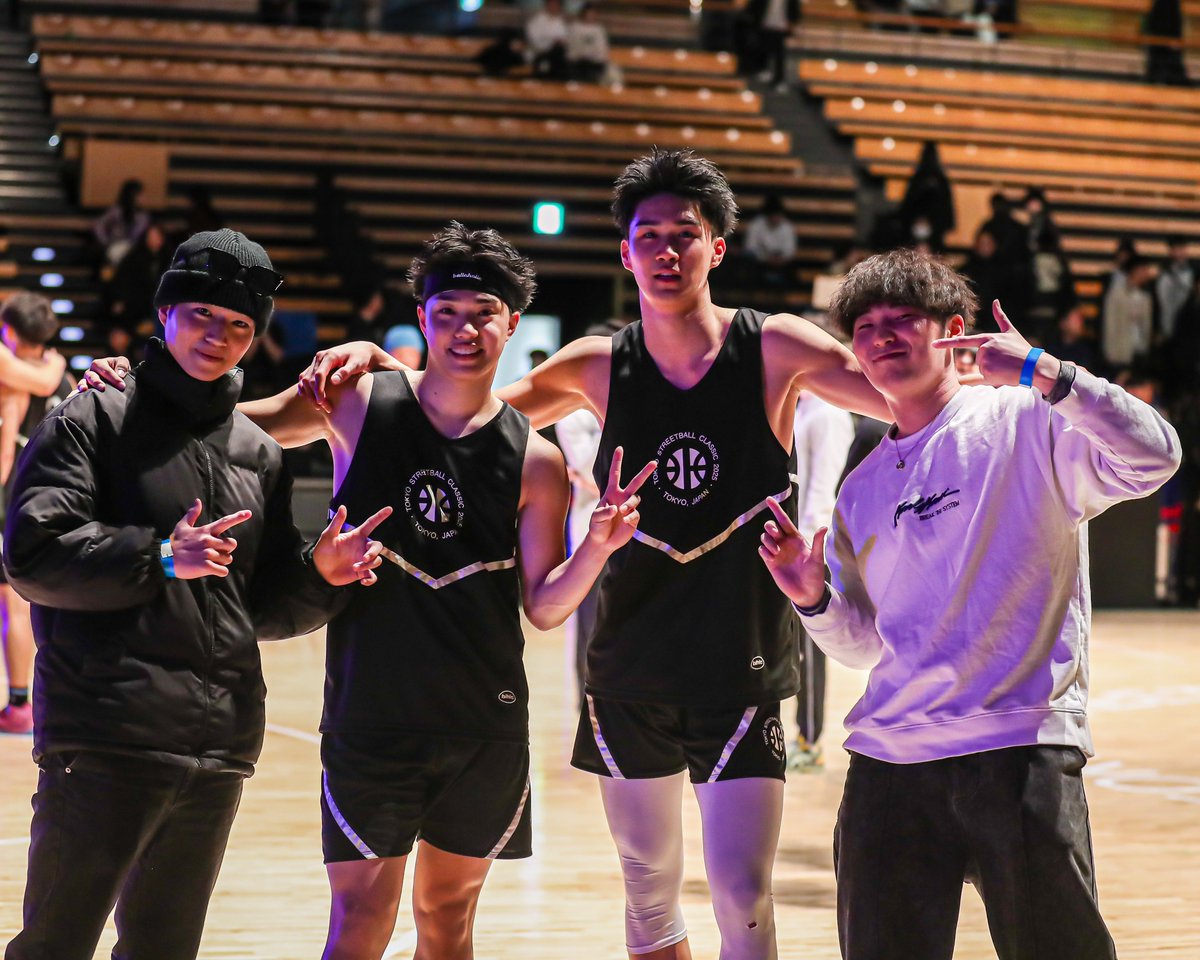 𝗥𝘂𝗻𝗲 tweet media