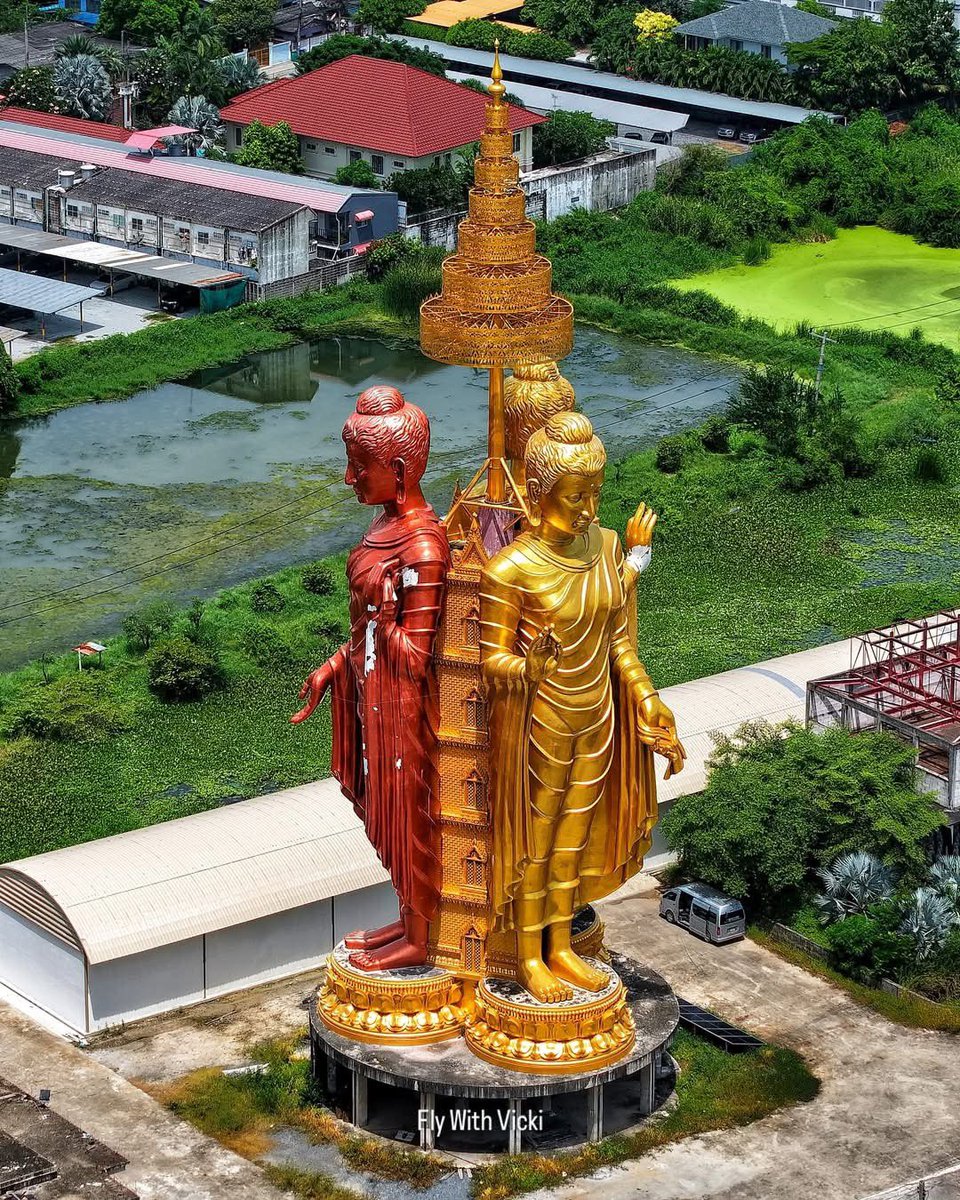 ลูกอีหน่อแตด tweet media