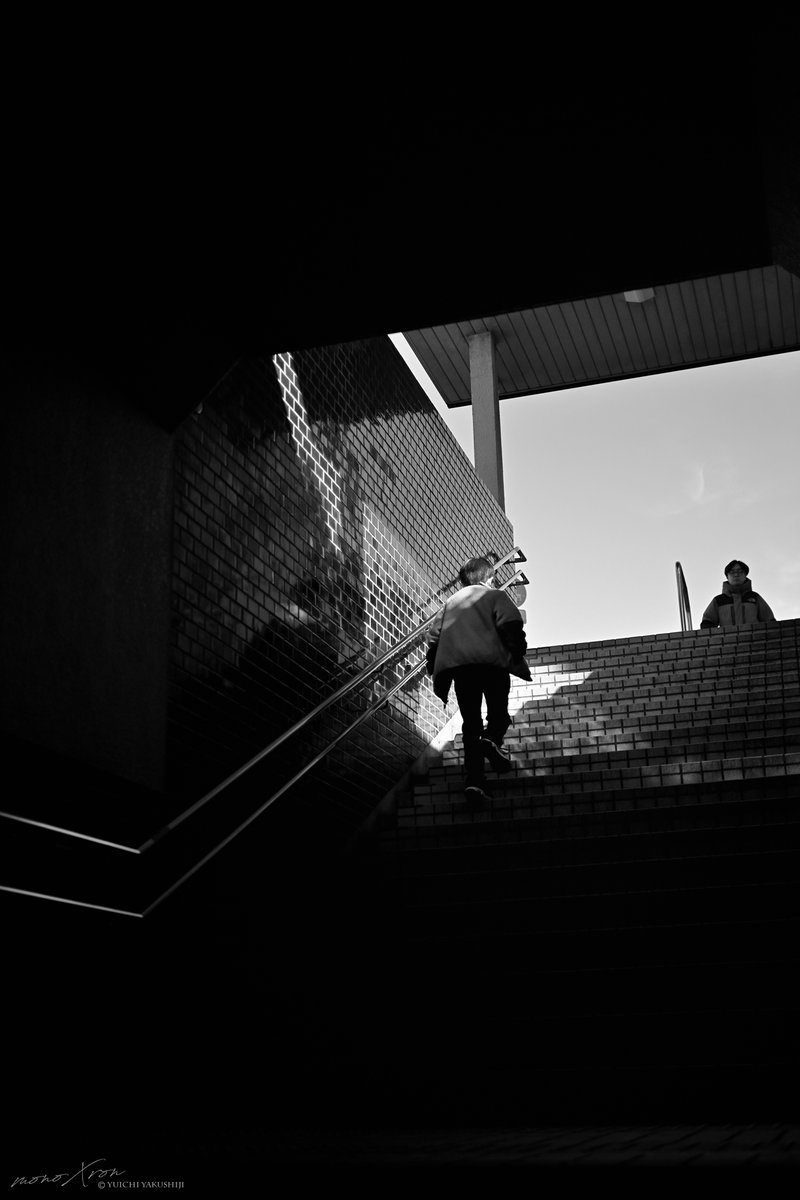 monoXron tweet media