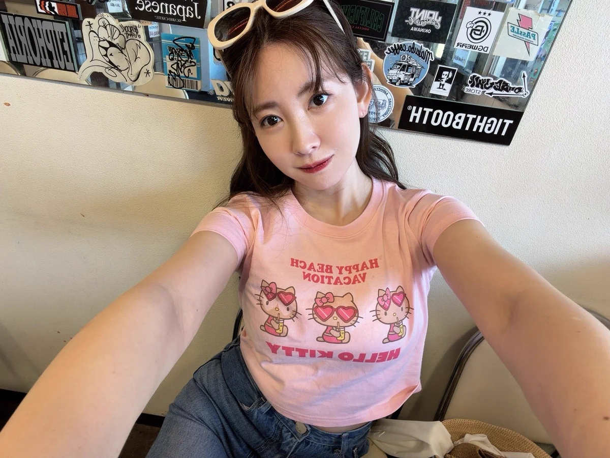 ヒューマンメイド 小嶋陽菜 コラボ グラフィックプリントTシャツ Y513 ヒューマンメイド 小嶋陽菜 コラボ グラフィックプリントTシャツ Y513