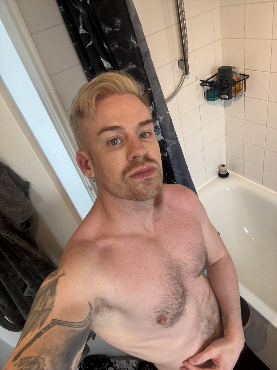 Luke T Wilko ✨ tweet media