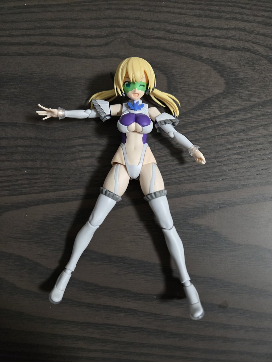 りーずん tweet media