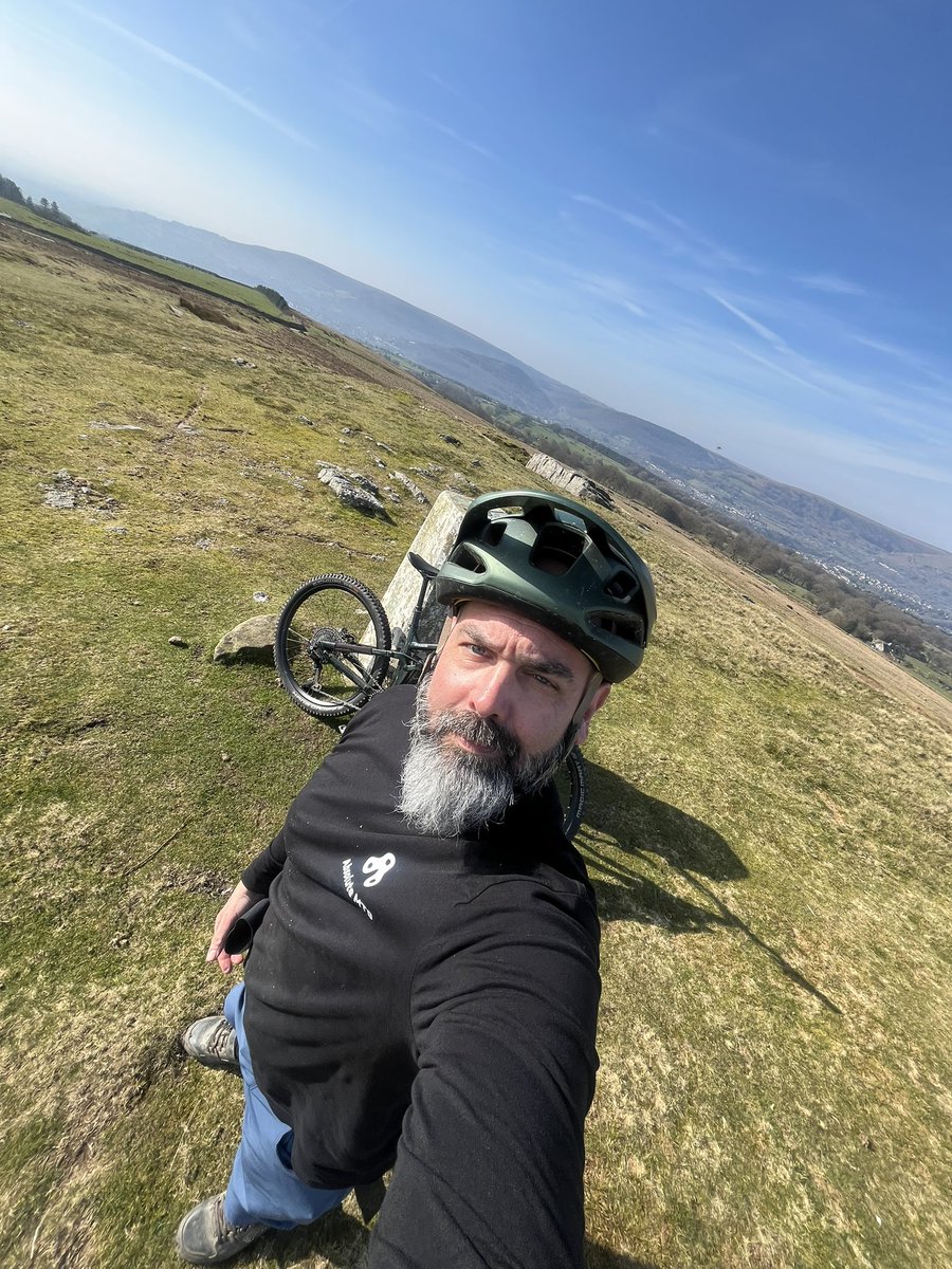 Absolutemtb tweet media