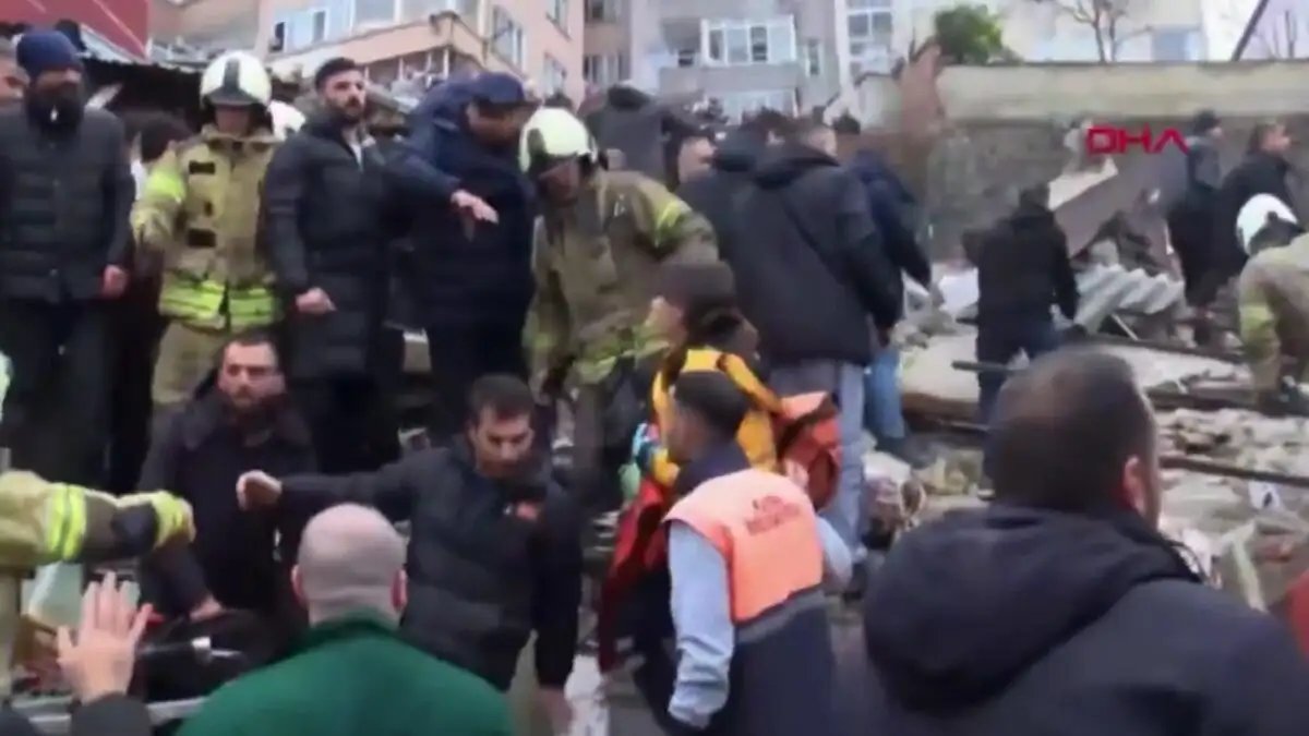 Police-Voice tweet media