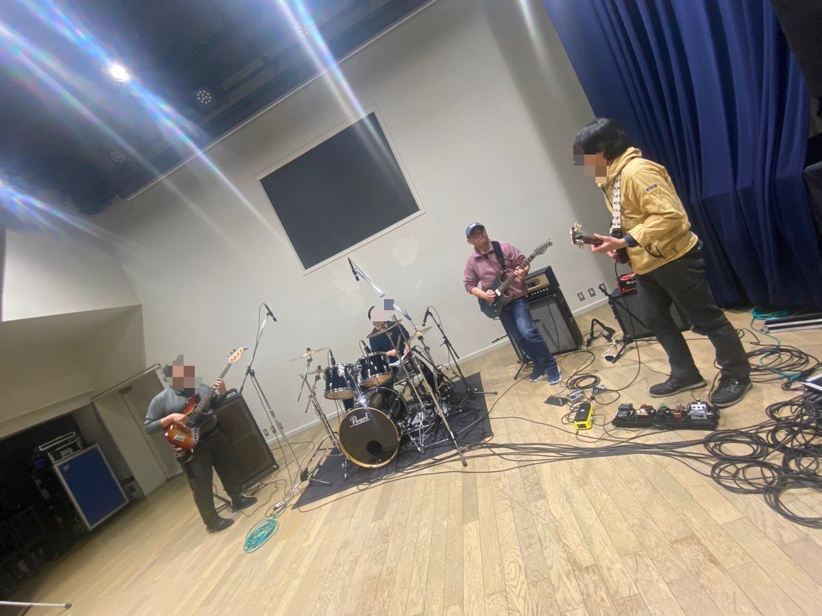 enjoyensemble5's tweet photo. enjoy ensemble

photo of the situation
January　February　March

#エンブル #群馬 #セッション #JAM #ensemble https://t.co/u6fGxvPFc2