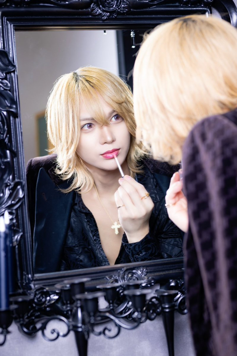 逆巻アヤト tweet media