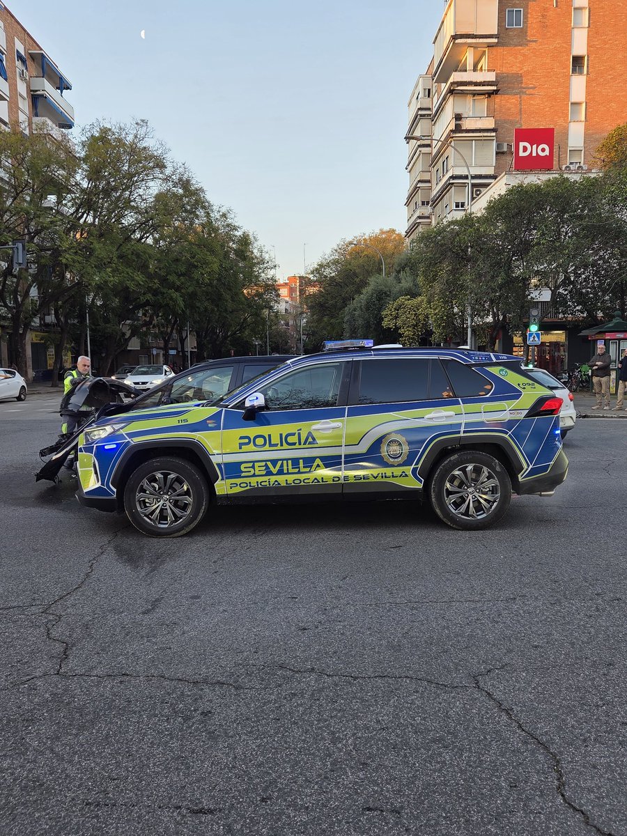 PoliciaSevillaCSIF tweet media