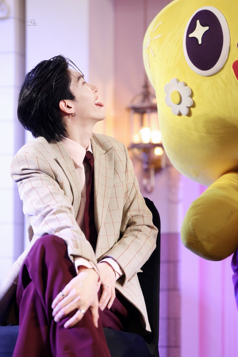 𝘱𝘤𝘩. — tweet media