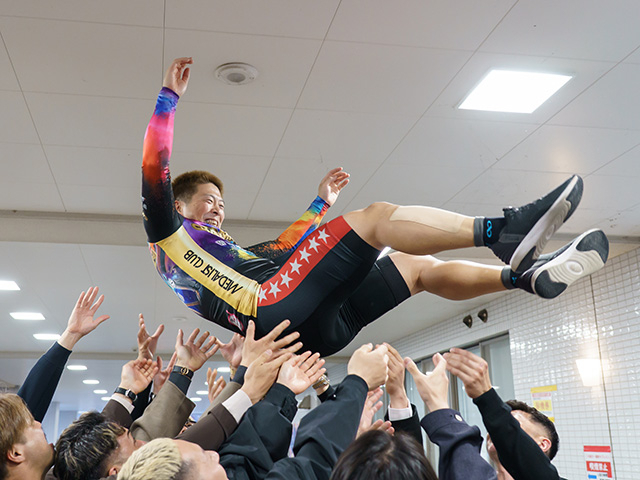 チャリロト公式 tweet media