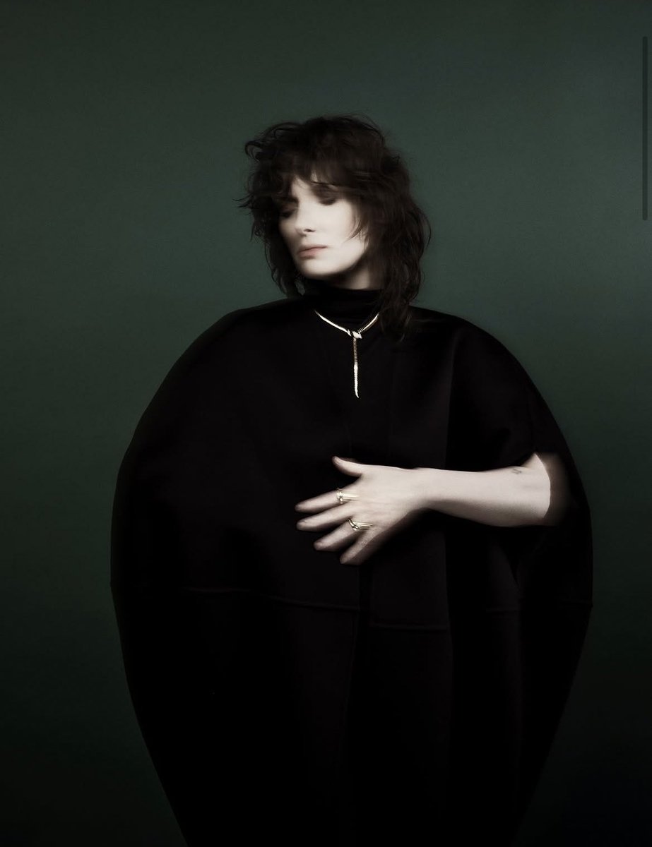 best of winona ryder tweet media