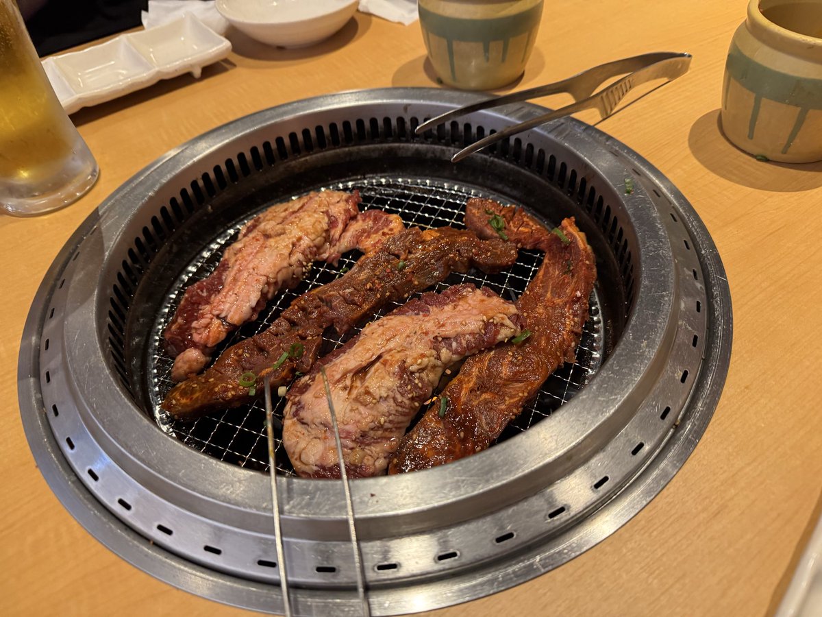 gold_winner's tweet photo. 今日は
久しぶりの焼き肉(o^^o)
美味い😋 https://t.co/F8Ryd2VUIV