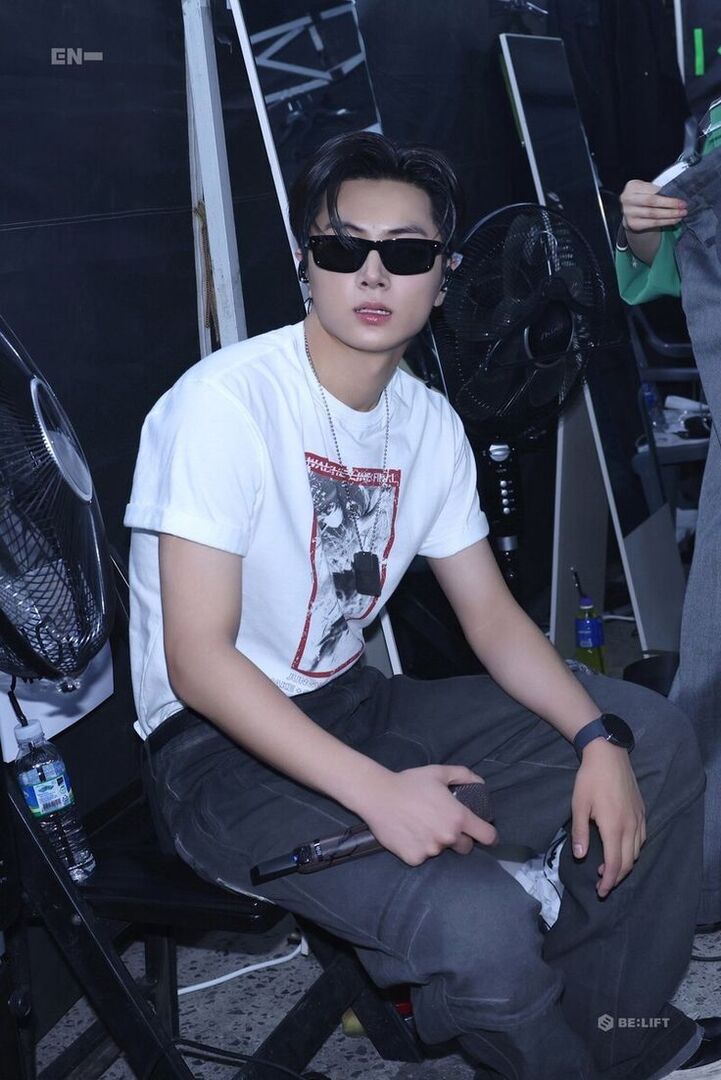 selfolssi ♤ tweet media