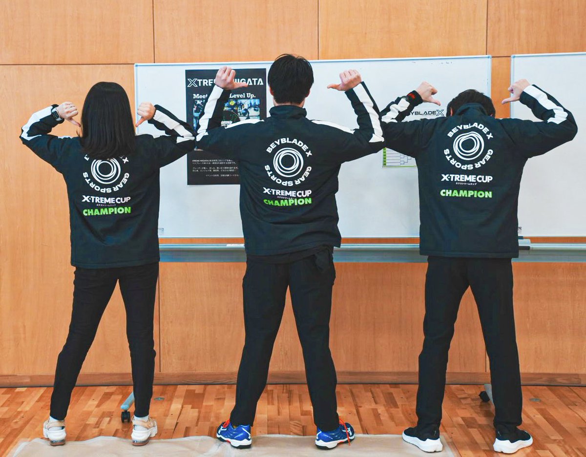 ウメダアヤカ tweet media