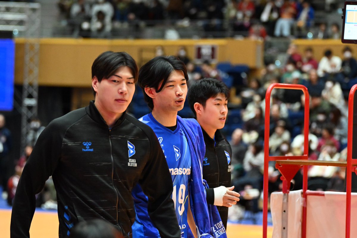 Sweets love tweet media