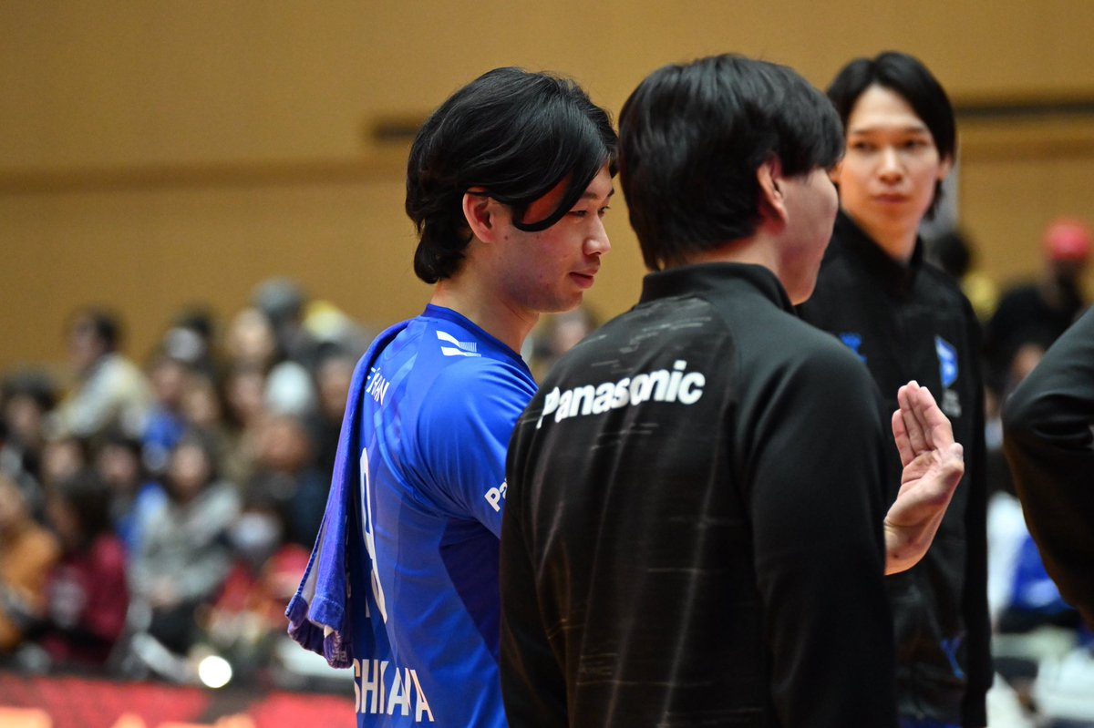 Sweets love tweet media