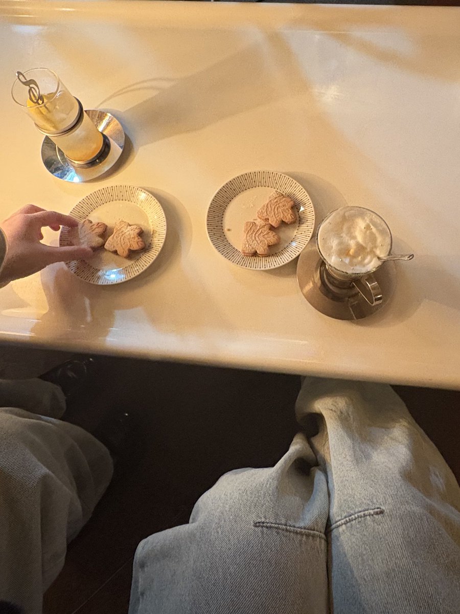 ex5jaj's tweet photo. 三連休最後は行ってみたかったcafeに🧸🤍 https://t.co/oX0oZqug9g