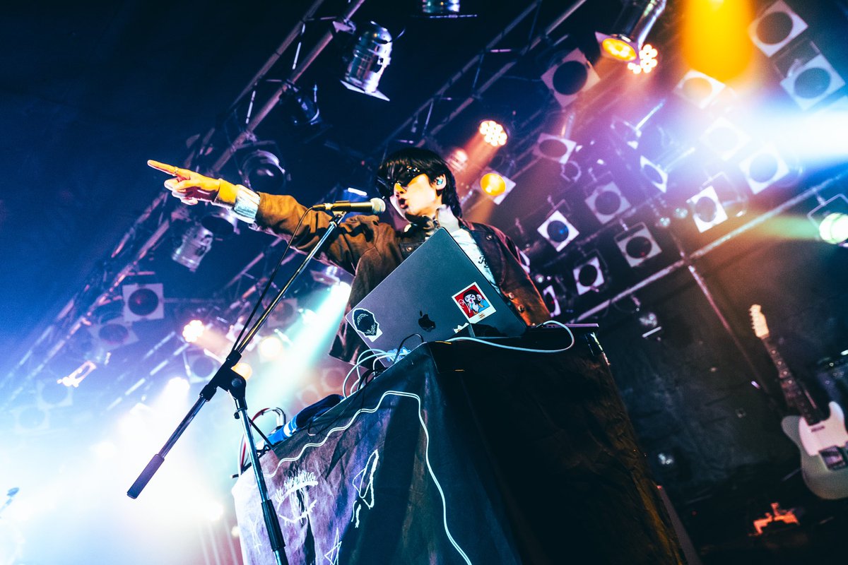 Dannie May tweet media