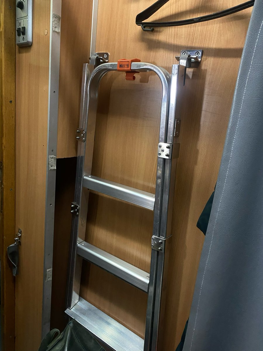 naïve❄️ tweet media