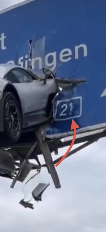 Claus K. tweet media