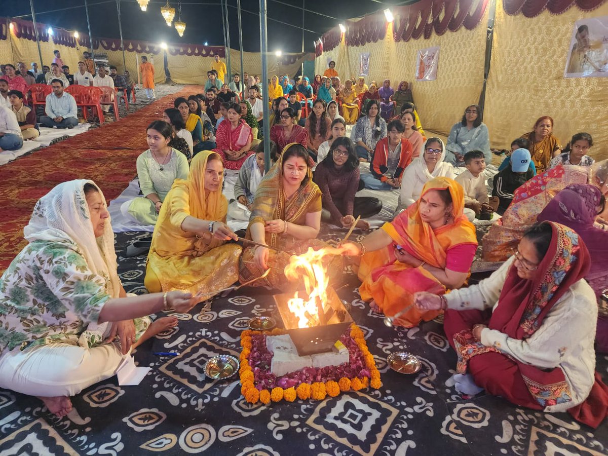KimayaAshram's tweet photo. Haryana witnessed moments of deep silence and truth.
An experience that continues to resonate. 🌿
#KimayaAshram #Haryana #meditation https://t.co/kE0Sg0gERd