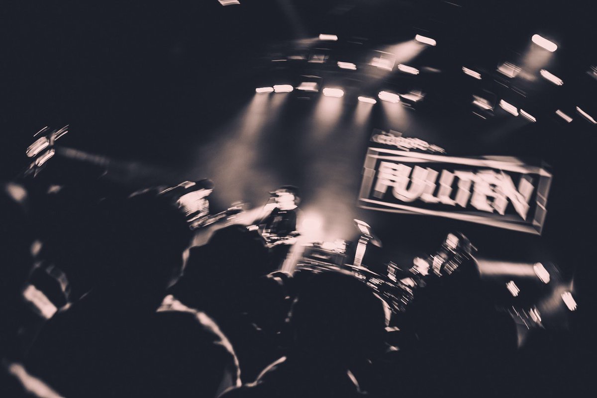 kobore_official's tweet photo. 2026.3.22(Sun)大阪 BIGCAT
kobore pre.「FULLTEN」

最高だったわ！🐙

photo(@tani1047ri ) https://t.co/JmiwyR0P68