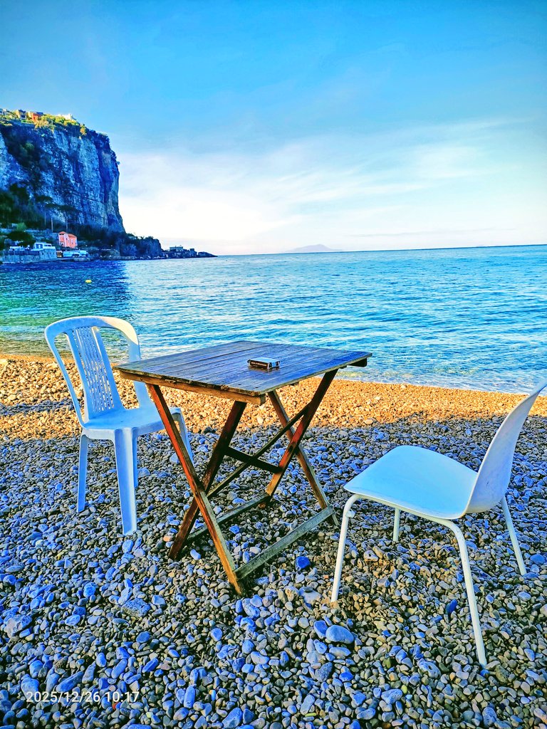 c.e.⚓📸👋 tweet media