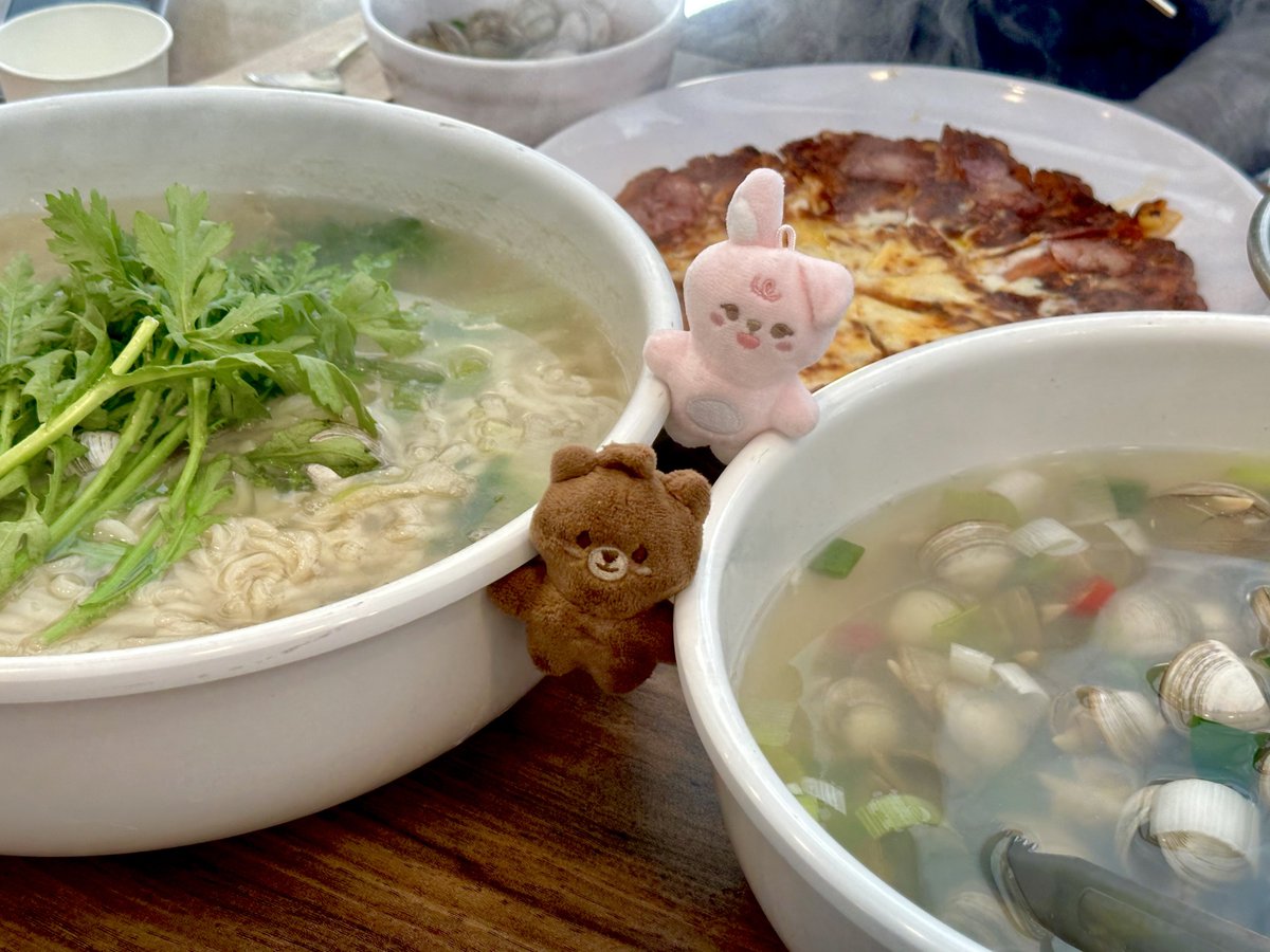 wt_0907's tweet photo. 대전... 💓
@Zooopil @ilikeblueband @young_k486 https://t.co/xRmTqDxZB6