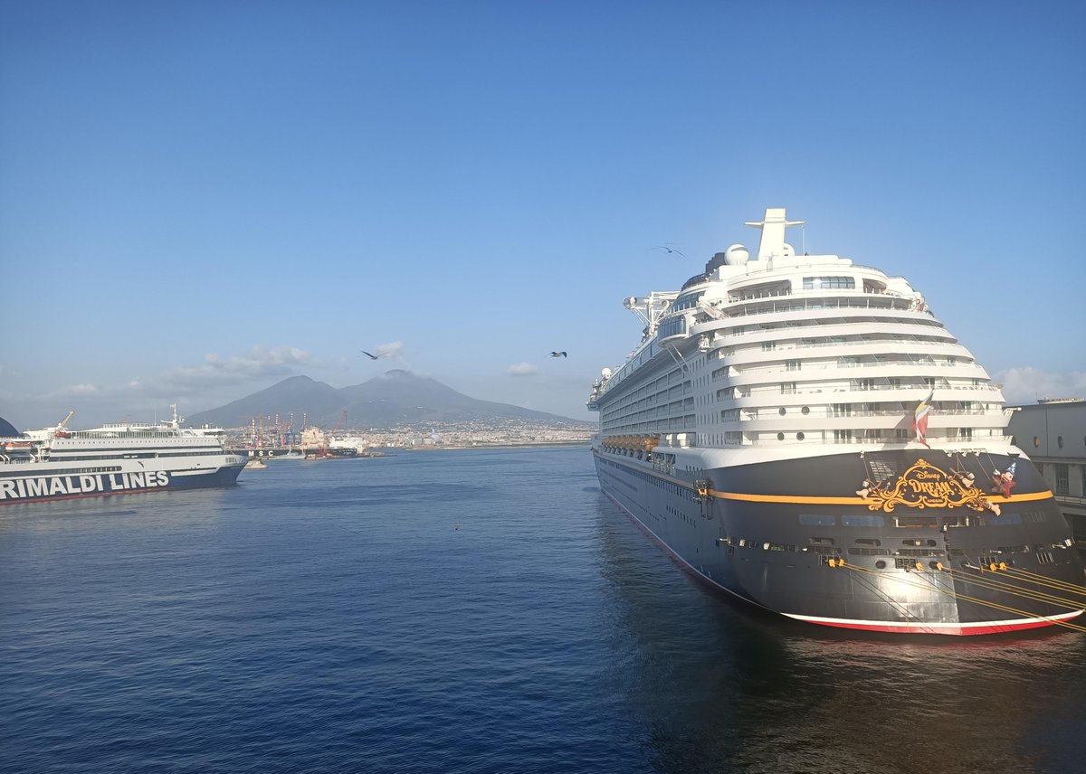 c.e.⚓📸👋 tweet media