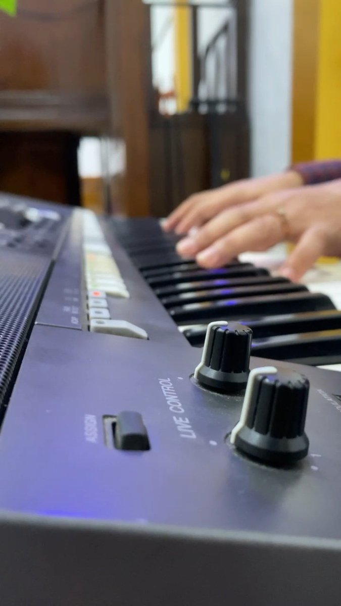 laexghab's tweet photo. Selamat Hari Minggu 🎹🎼 https://t.co/6MrMHPH320