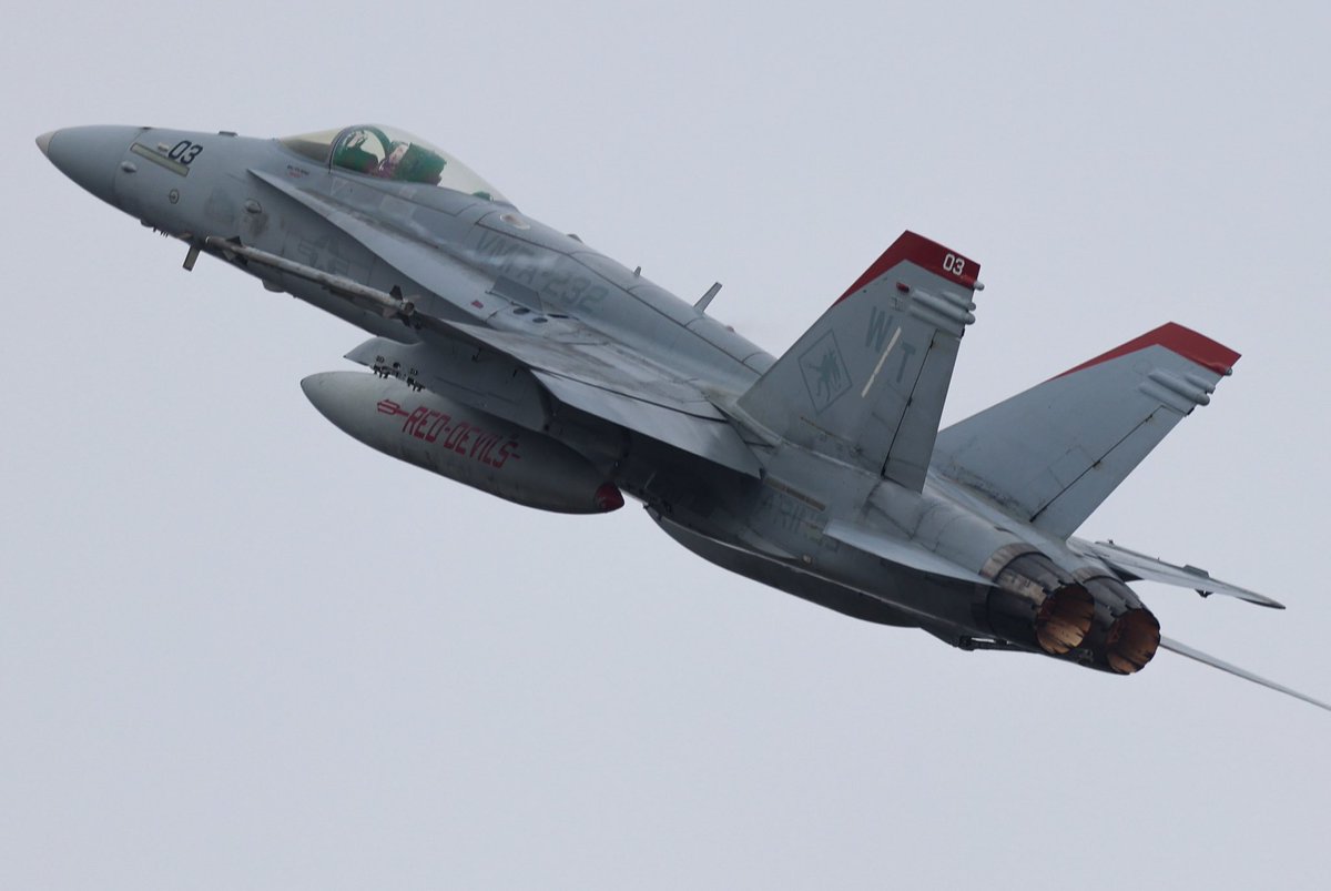 Kentom0813's tweet photo. お目当ての01撮れず...

2026.3.22 RJTY
VMFA-232 "Red Devils" https://t.co/18hfessIa5