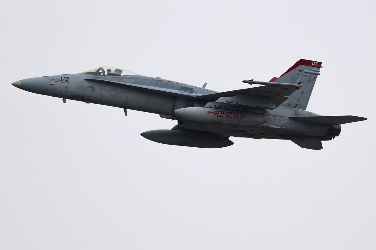 Kentom0813's tweet photo. お目当ての01撮れず...

2026.3.22 RJTY
VMFA-232 "Red Devils" https://t.co/18hfessIa5