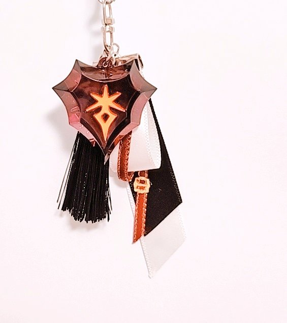 그렇게 저의 소.꾸.템은 4개가 되었습니다 후후
역시 까마귀는 이맛에 지갑을 터는거지!!!!╰(★∇★)╯