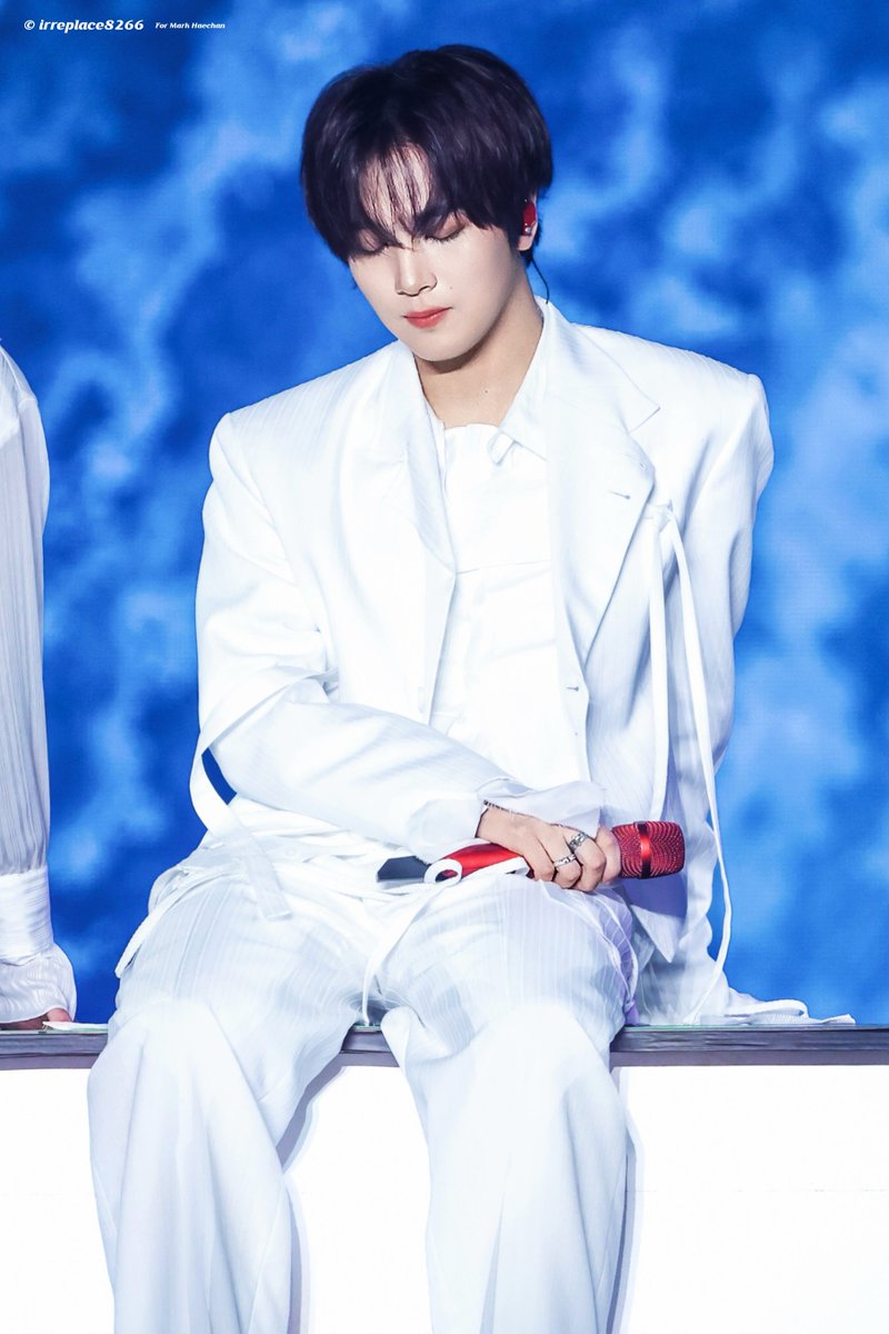 Irreplaceable tweet media