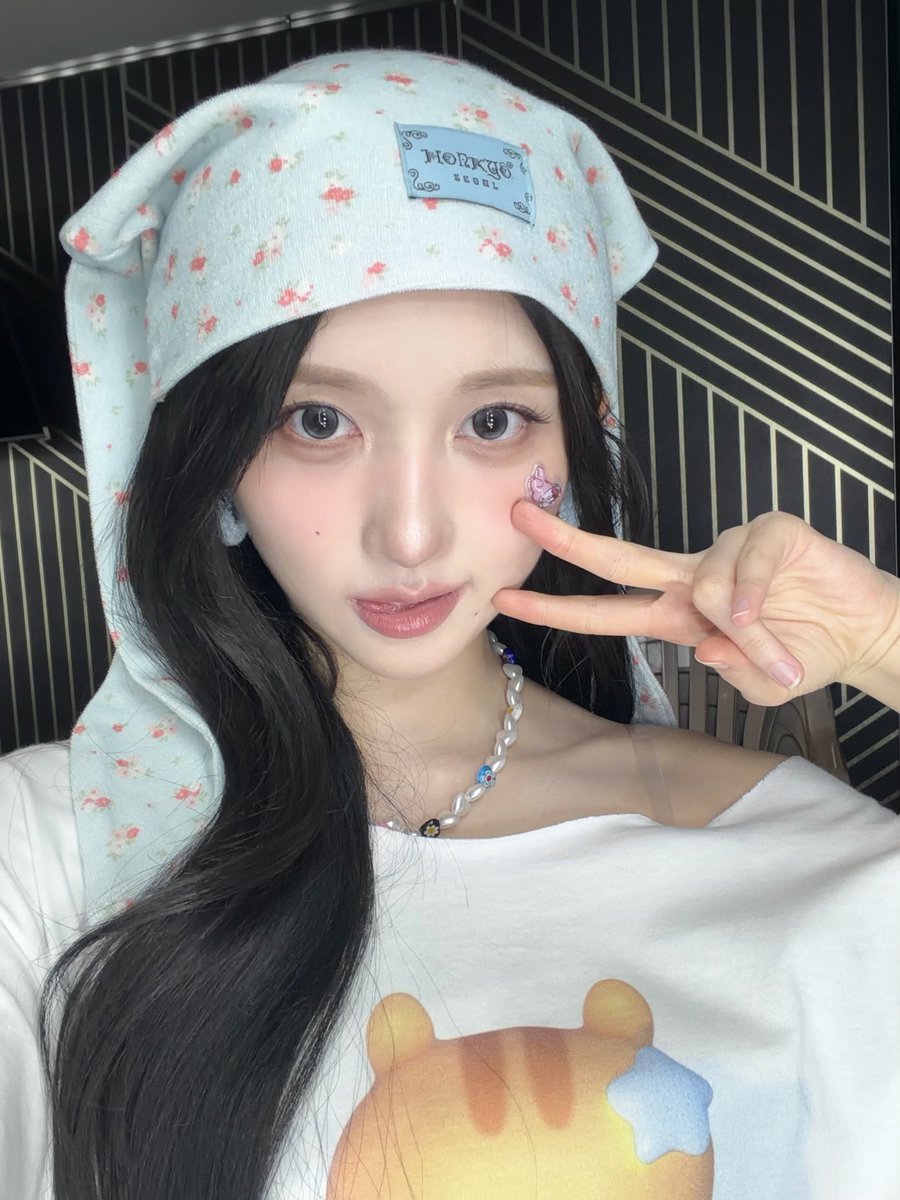 ivepics_'s tweet photo. 🦊🫧 https://t.co/37OgH7hsml