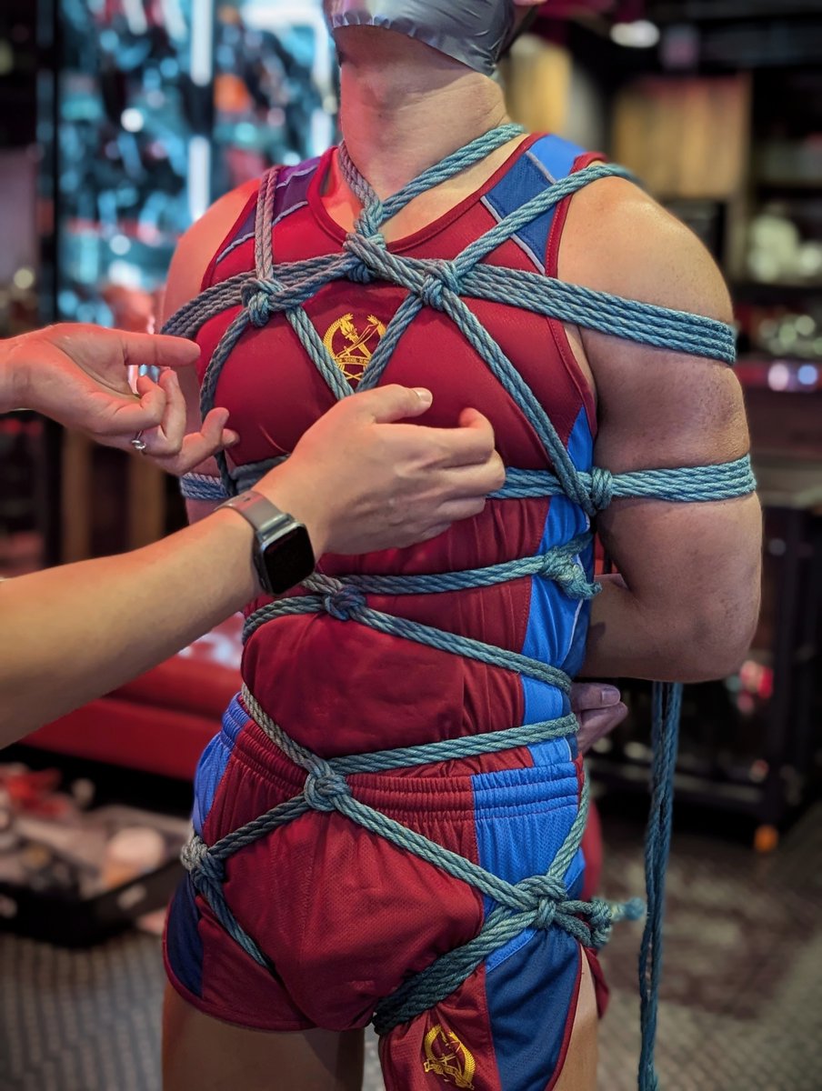 JockTied tweet media