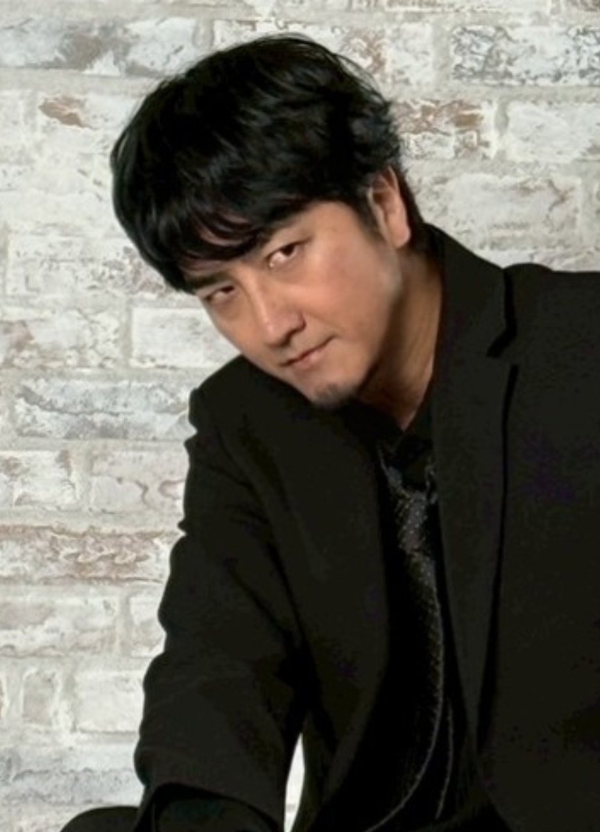 #ガクヤ2026
貴重な連休最終日の２公演にご来場の皆様、応援の念を劇場に届けてくれた皆様感恩戴徳。僕の出演回は終了しましたが公演は24日㈫まで。
とても素晴らしい戯曲。健チームもナミプロチームも女性陣は全員心から愛おしくなります。僕は最低のクズ男😎
最後まで舞台『ガクヤ』の応援を宜願致。
