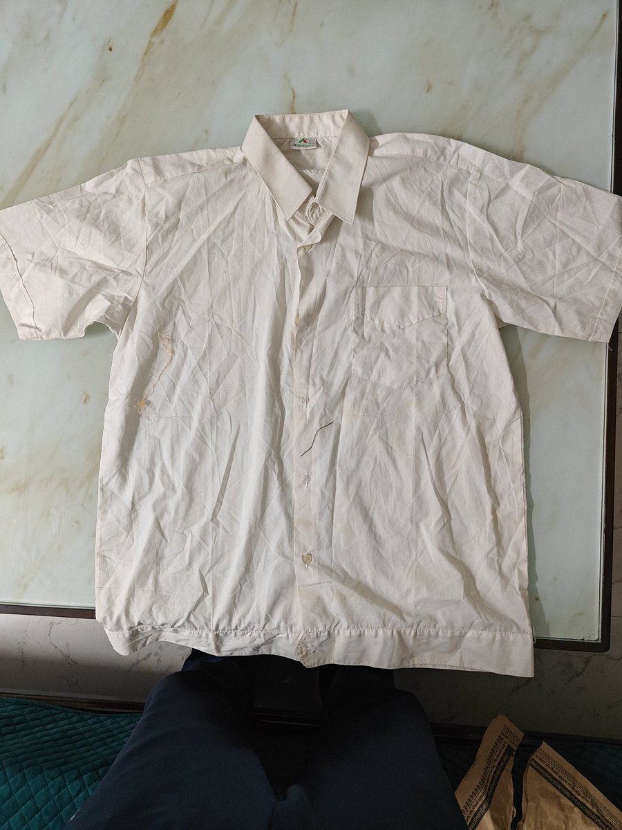 MachalSanny's tweet photo. @myntra @MyntraSupport 
I have received wrong item a shirt without any tag instead of jeans. I have requested for return. Today the same was picked up by agent and returned again. This is not expected from myntra. https://t.co/PtMlPTtq8g
